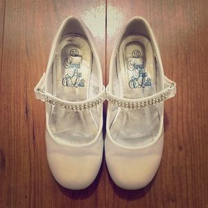 🎄CHRISTMAS🎄Girls 10 white rhinestone dress shoes