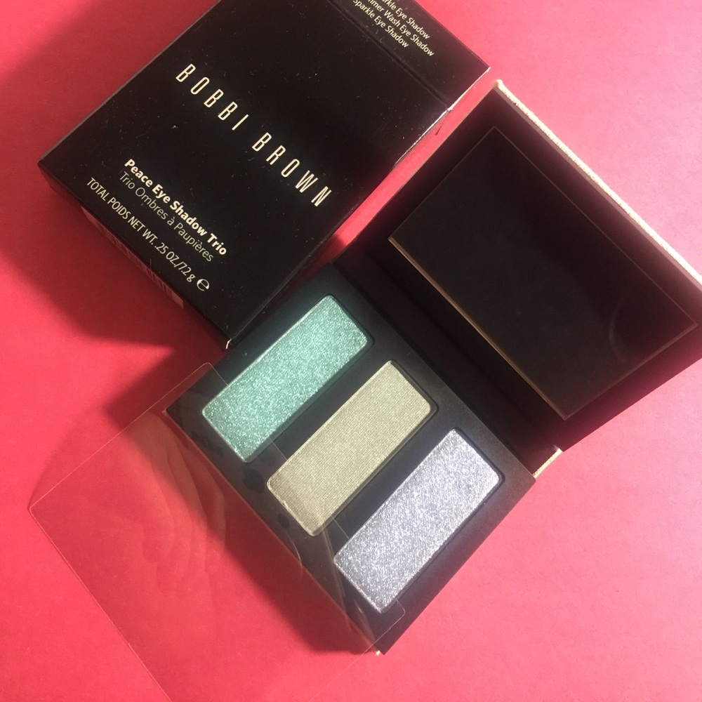 BNIB BOBBI BROWN PEACE EYE SHADOW TRIO
