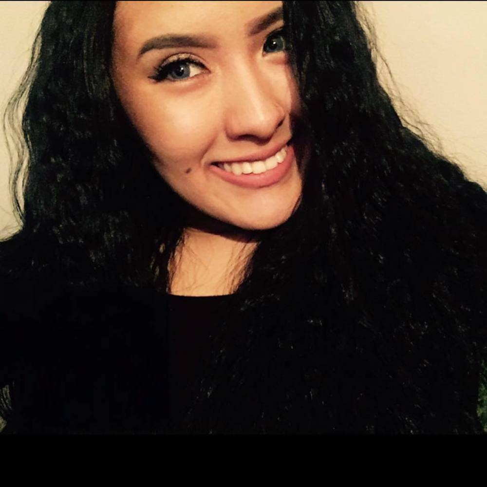 Meet your Posher, Dennise