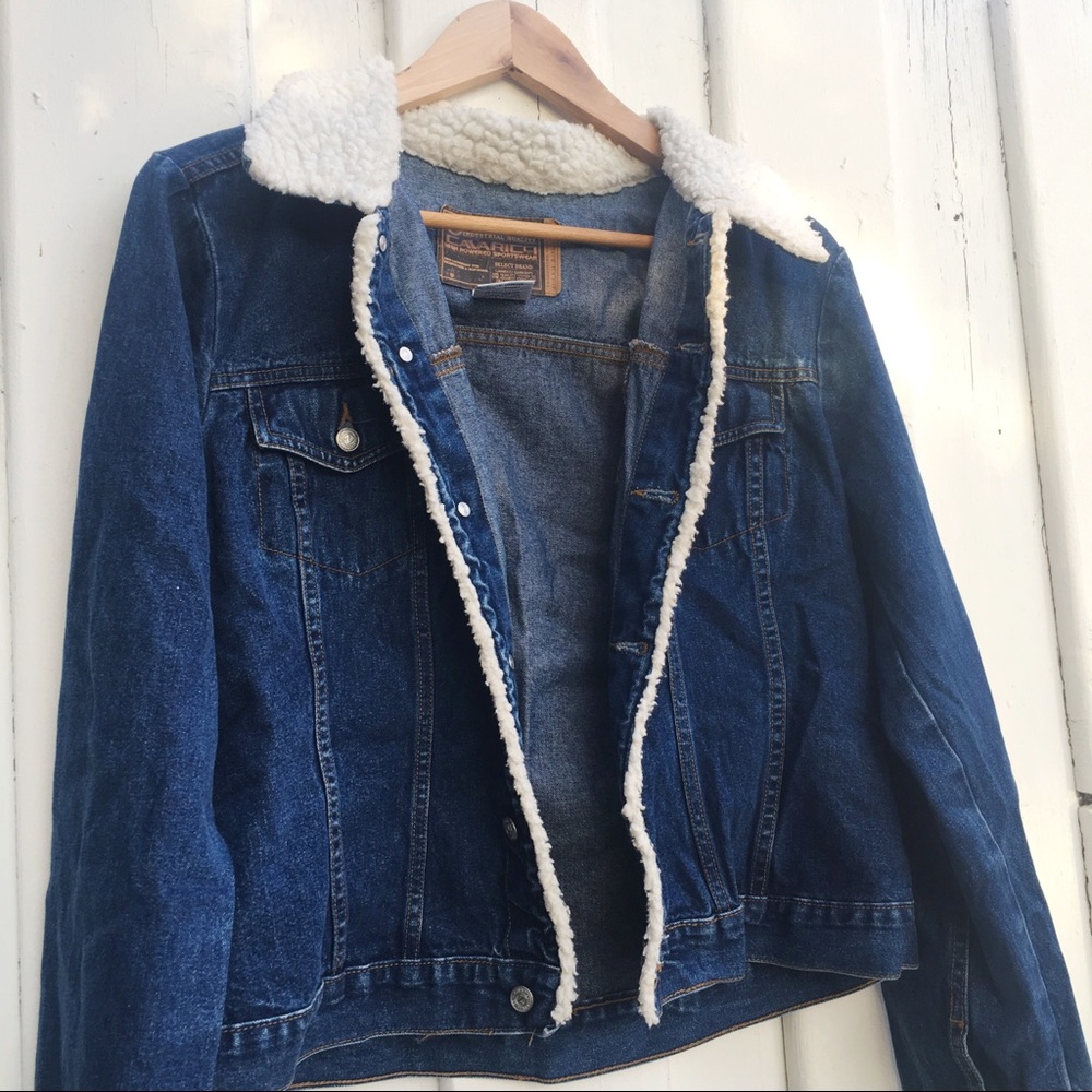 🛑SOLD🛑 Vintage Denim Jacket - Picture 2 of 5