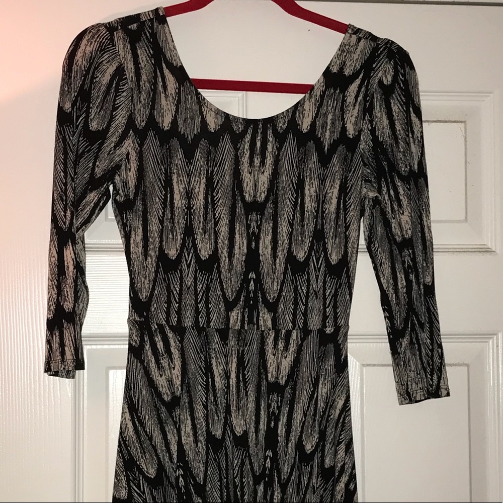 PRINTED DRESS - EXPRESS - XS - Picture 2 of 7