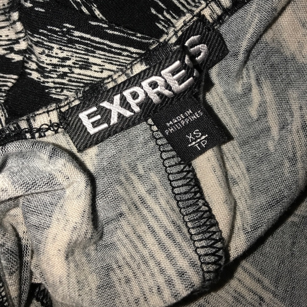 PRINTED DRESS - EXPRESS - XS - Picture 5 of 7