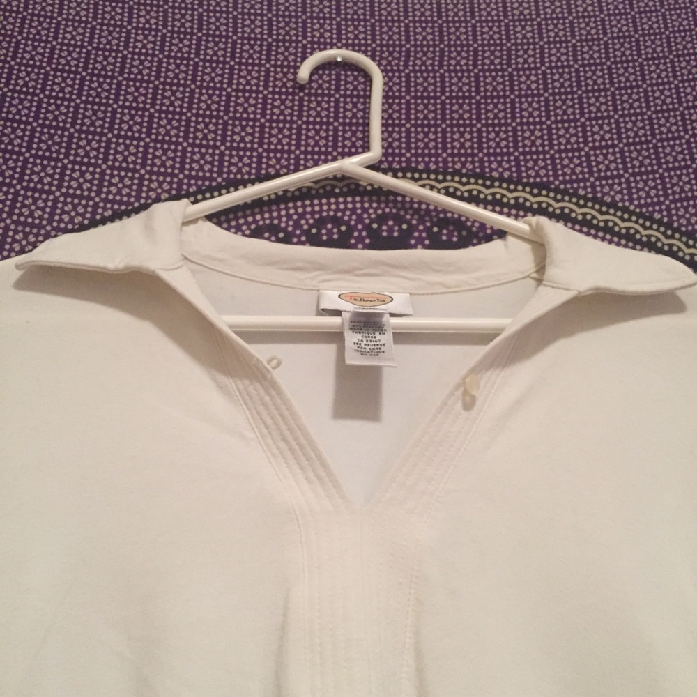 TALBOTS White Long Sleeve 96% Rayon 4% Spandex