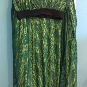 EUC Small LuLaRoe lace Lucy