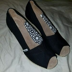 Women's shoes