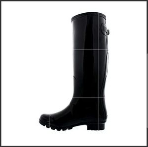 Black Rainboots