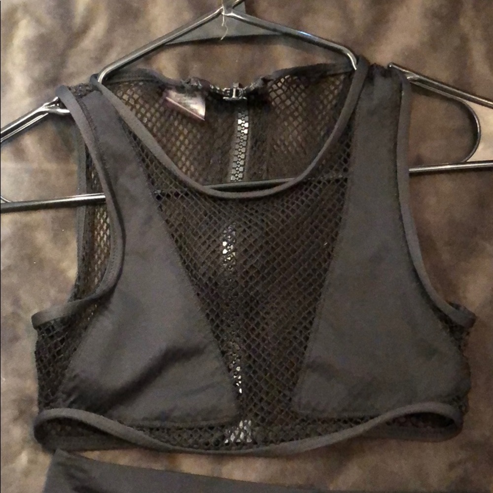 The Broadway Top and Bottom Minimale Animale
