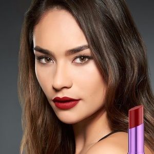 Matte Revolution Lipstick (Matte Bad Blood)