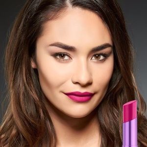Matte Revolution Lipstick (Matte Menace)