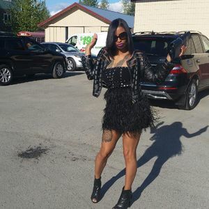 Meet your Posher, Aja