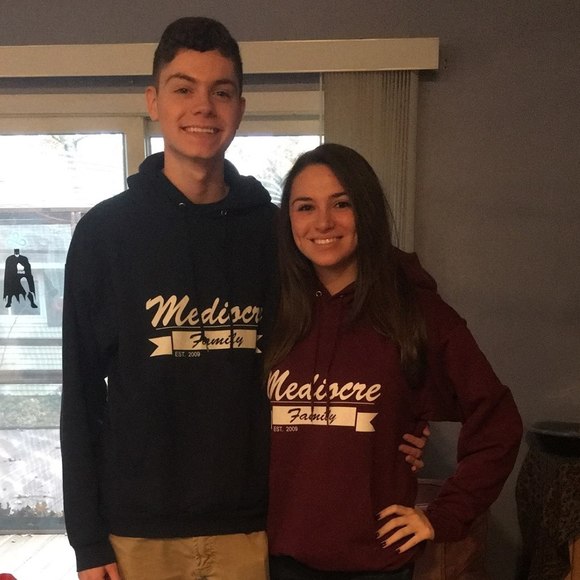 Meet your Posher, Chris - Picture 1 of 1