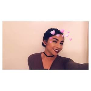 Meet your Posher, Vanessa