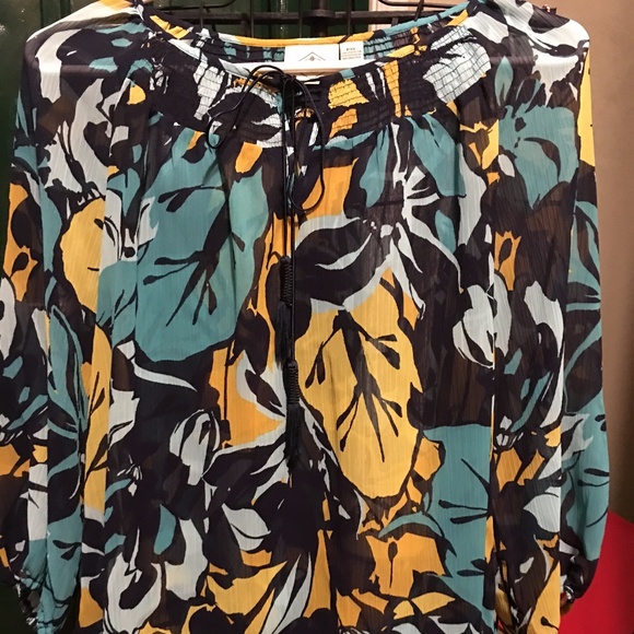 Womens flowing shirt - Picture 1 of 2