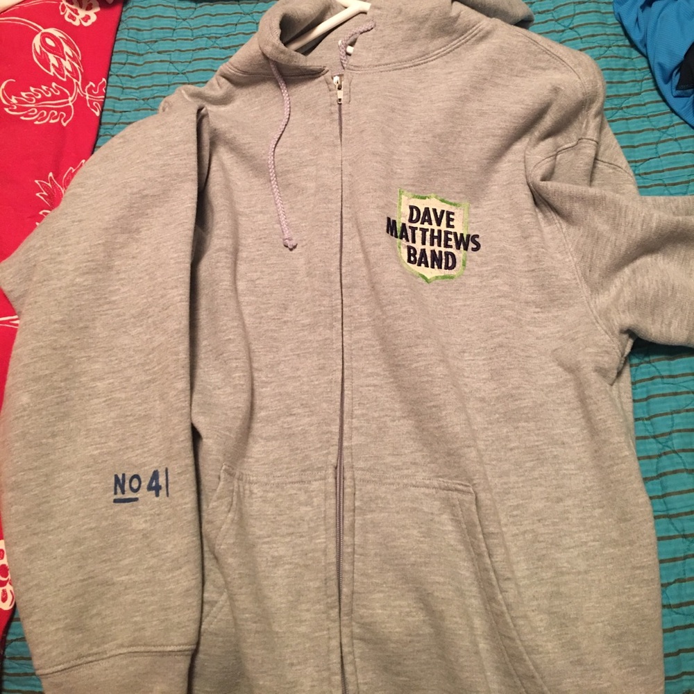 Large Dave Matthews Band zip up hoodie.