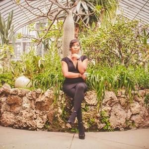 Meet your Posher, Pilar