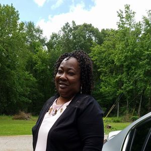 Meet your Posher, Lakeisha