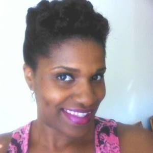 Meet your Posher, Mia