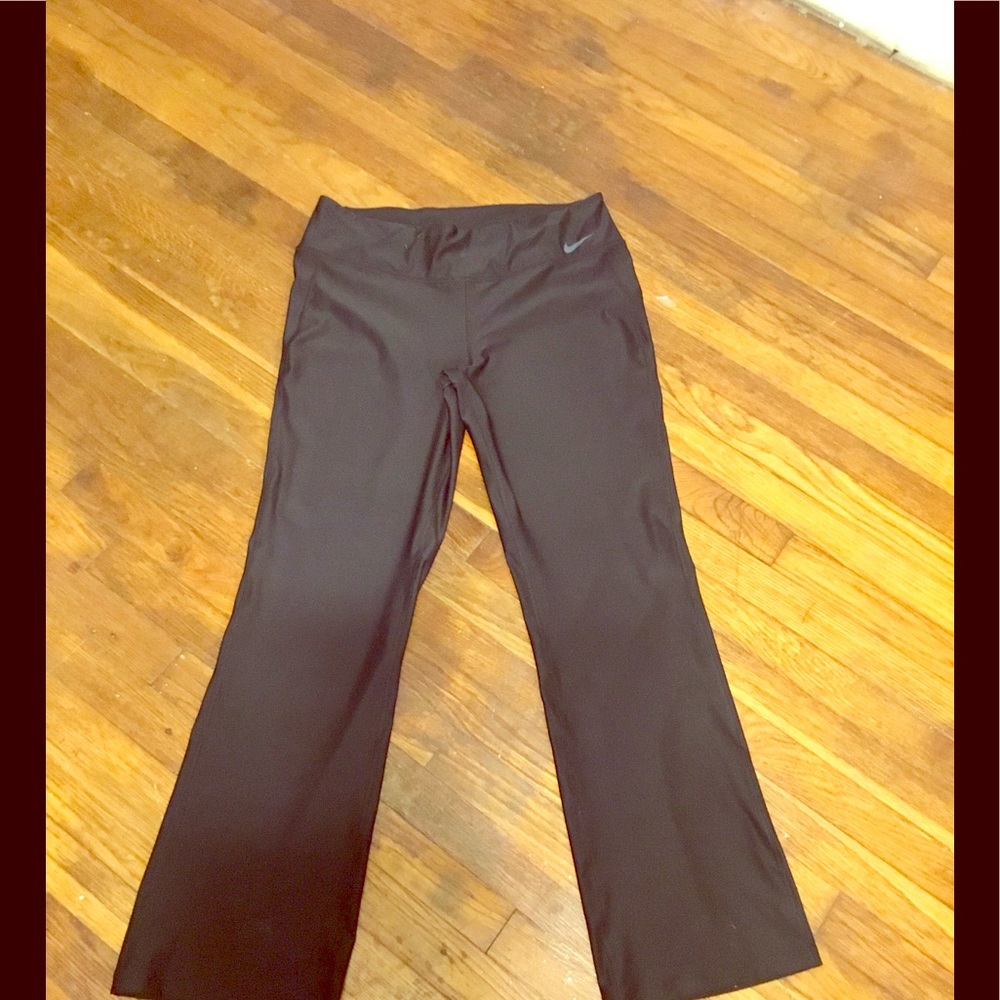 Nike dri-fit stretch pants