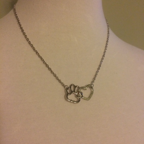 🎁 Paw-Print Necklace - Picture 2 of 5