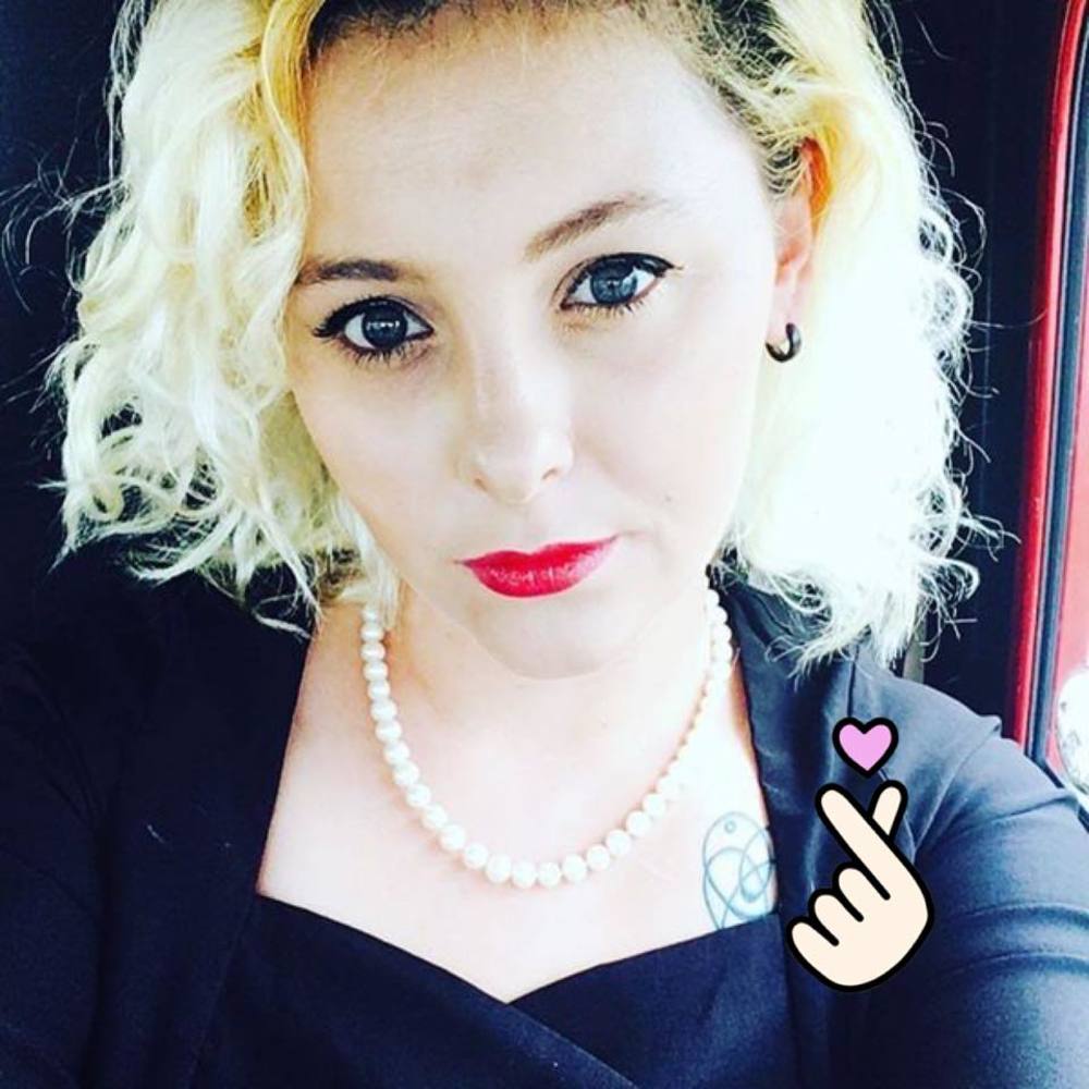 Meet your Posher, Lilly