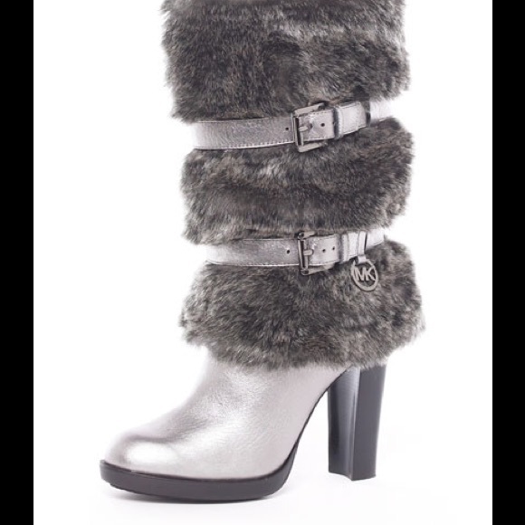 MICHAEL KORS Carlie Boot Carlie Boot 7.5 like new - Picture 3 of 7