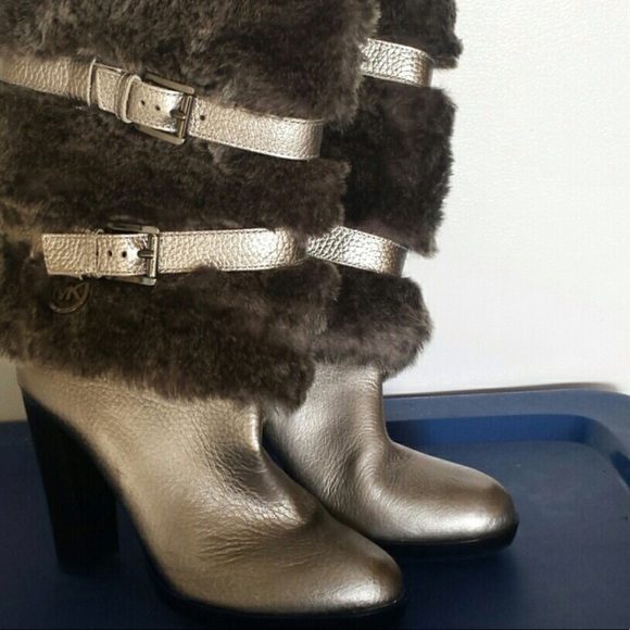MICHAEL KORS Carlie Boot Carlie Boot 7.5 like new - Picture 7 of 7