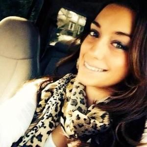 Meet your Posher, Christina