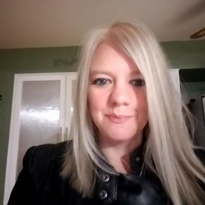 Meet your Posher, Angie