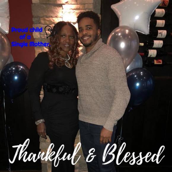 Meet your Posher, Lisa - Picture 1 of 1