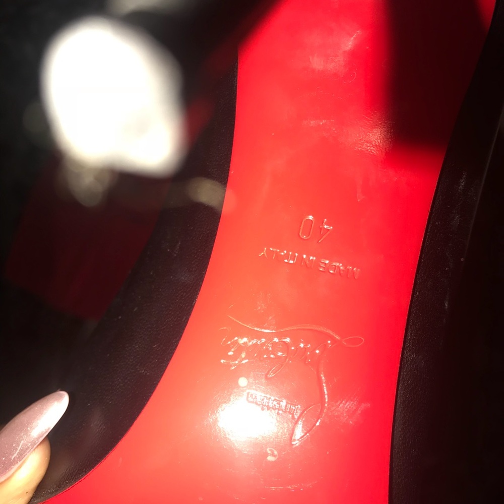 ***** SOLD**** Christian Louboutin Pumps AUTHENTIC