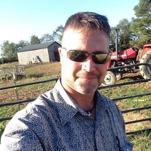 Meet your Posher, Travis