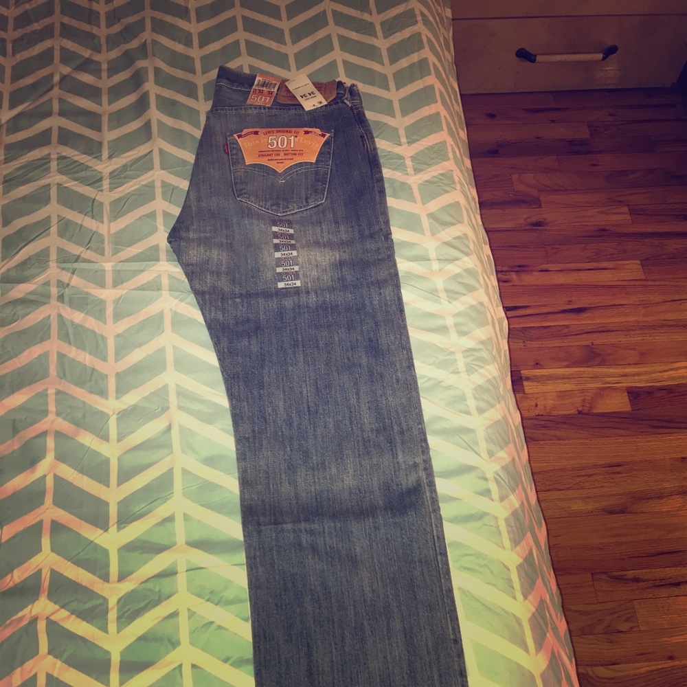 Men Levi’s Jeans 501