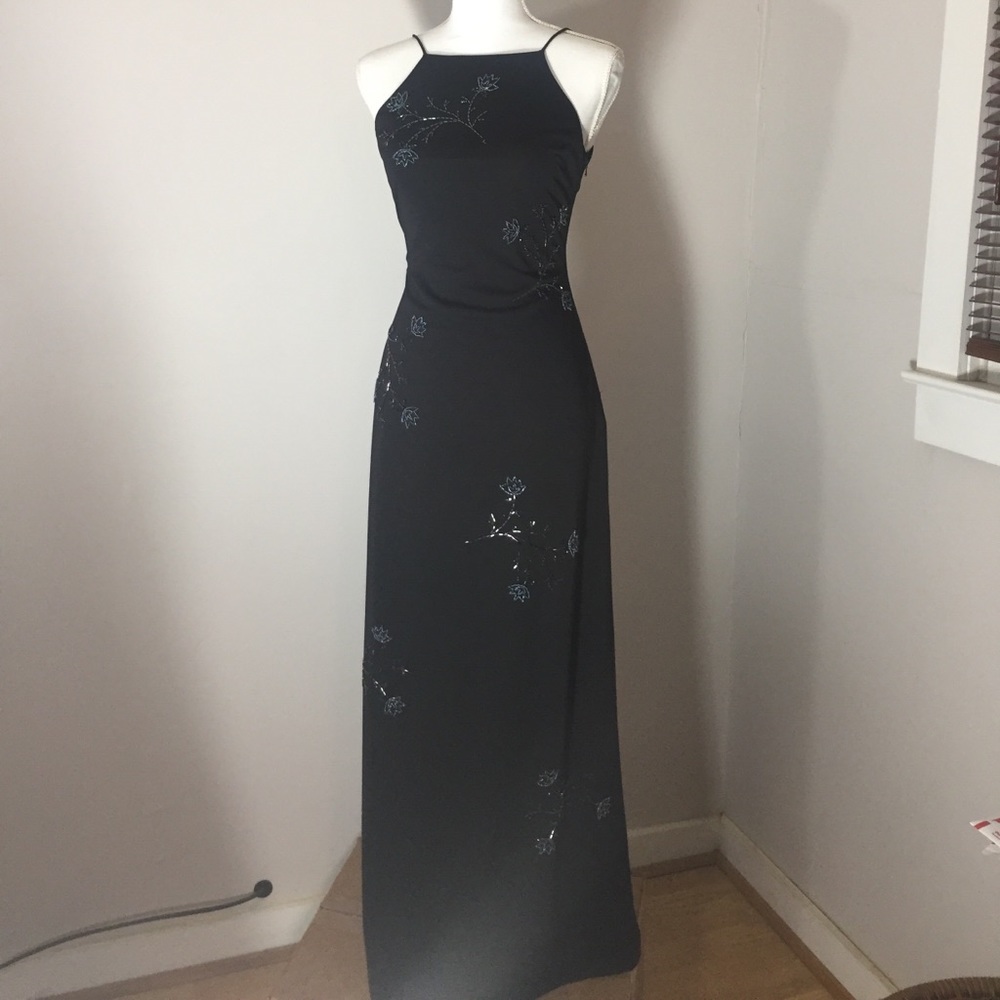 De Laru Evening Gown