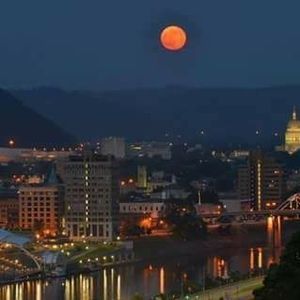 Meet your Posher, April