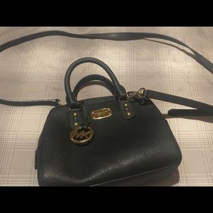 small Michael Kors crossbody bag