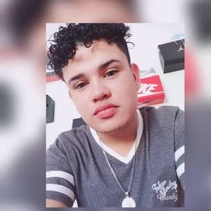 Meet your Posher, Gutierrez