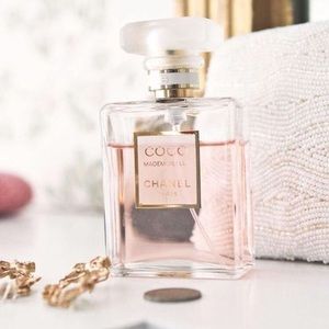 Meet your Posher, Stella