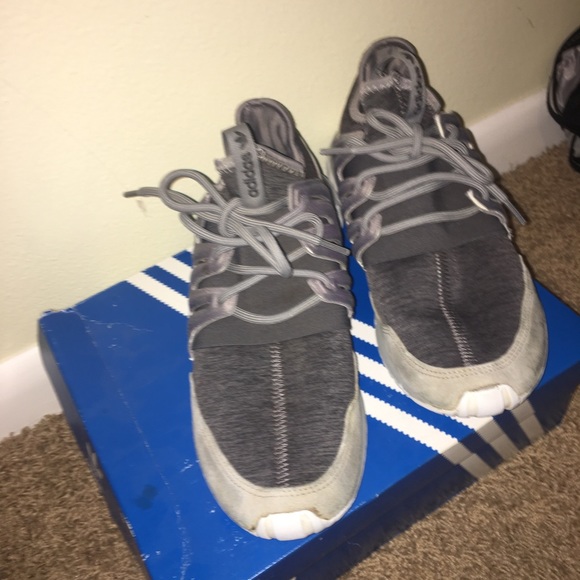Adidas Running shoe Tubular Radials - Picture 4 of 4