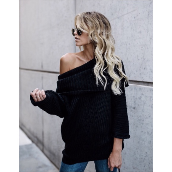 🆕LAST ONE 💔 Carrie Fold Over Sweater Black - Picture 2 of 8