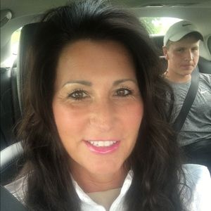 Meet your Posher, Stacy