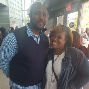 Meet your Posher, Monique