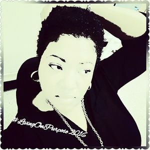 Meet your Posher, Marie