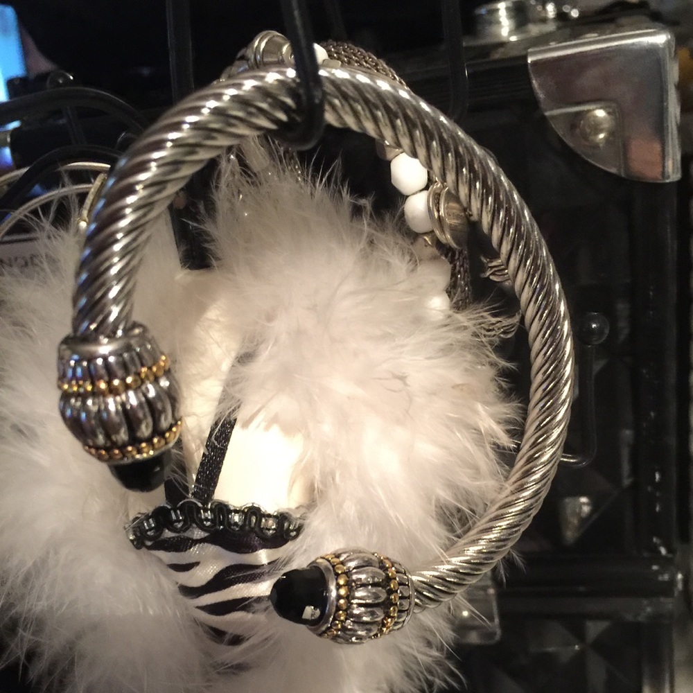 Amazing cable twist bangle bracelet