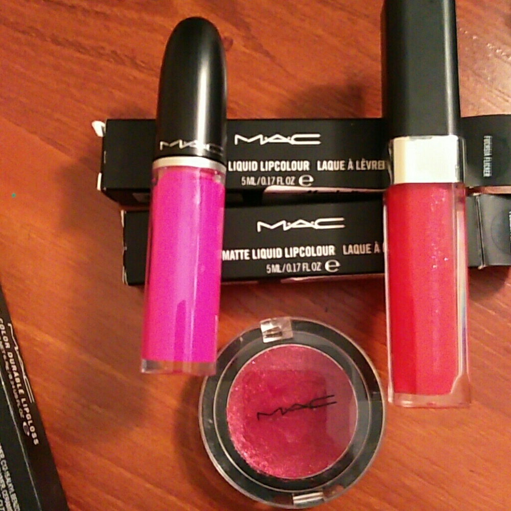 Mac lipstick bundle