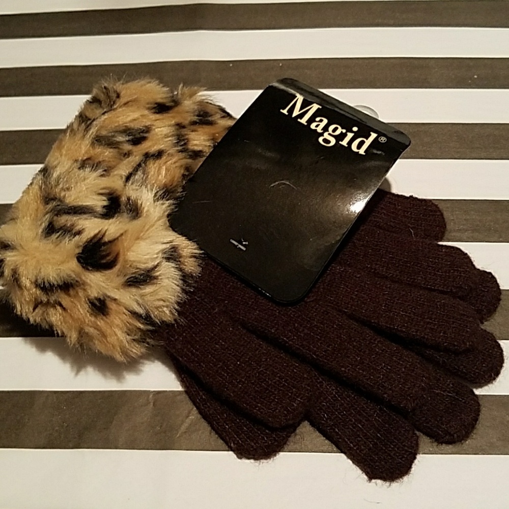 Faux Leopard fur knit gloves luxurious!