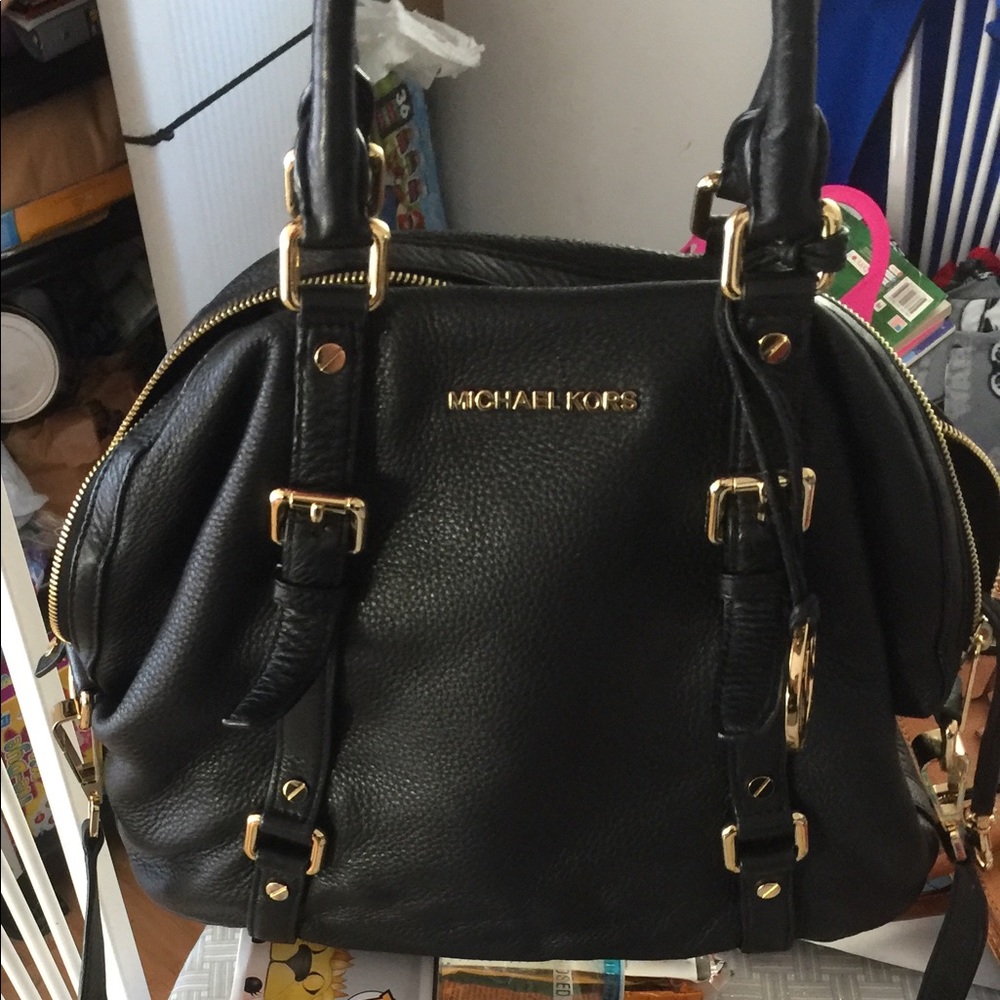 *sold* Michael Kors leather bag