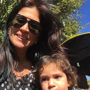 Meet your Posher, Renee