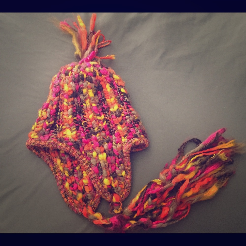 Steve Madden Cozy Multi Fall Color Winter Hat