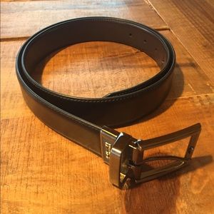 Kenneth Cole mens belt