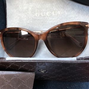 Gucci Women sunglasses
